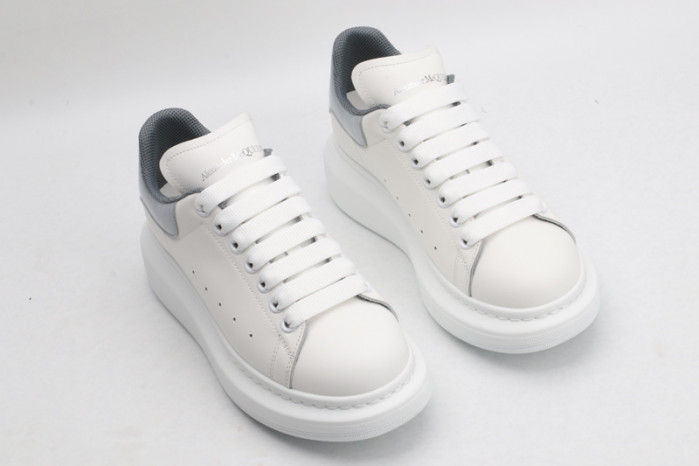 MQ Sneakers