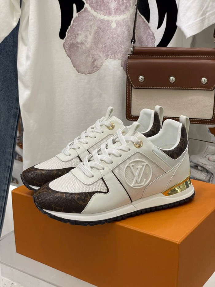 lou1su1tt Run Away Sneaker