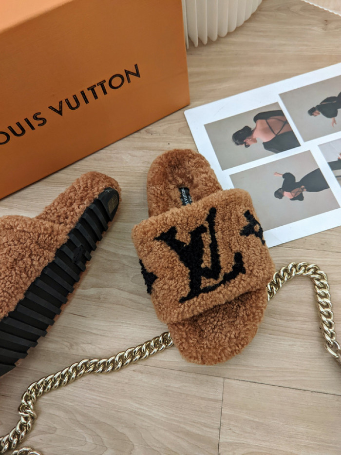 Lou1su1tt slides