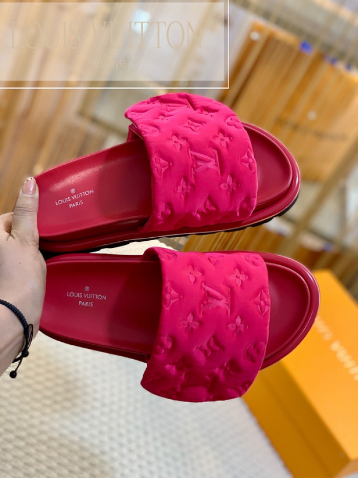 Lou1su1tt slides