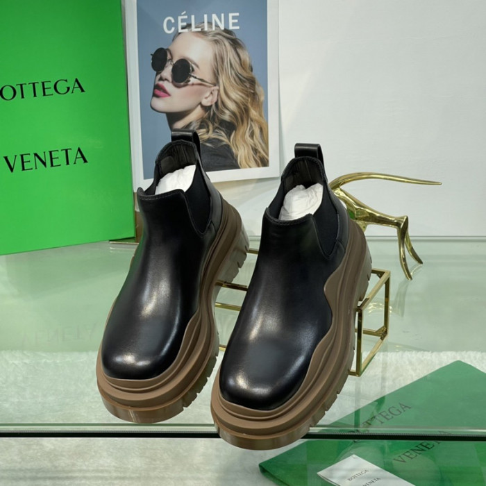 bo*te*ga Ve*ne*ta boots
