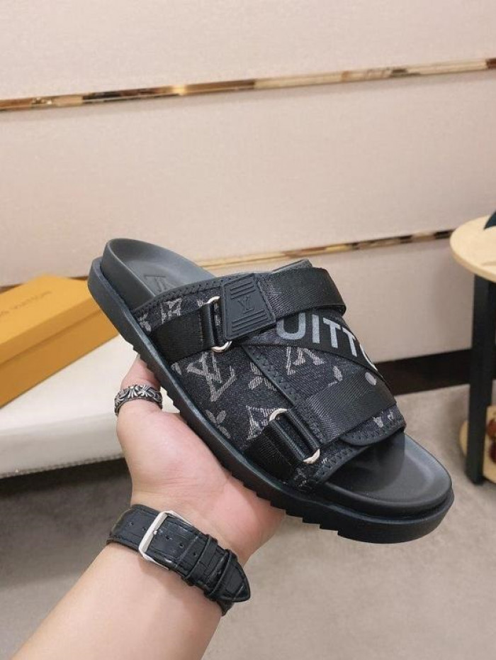 Lou1su1tt slides