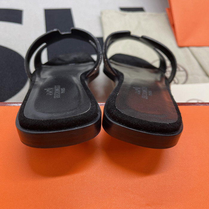 Hemr3 Slippers