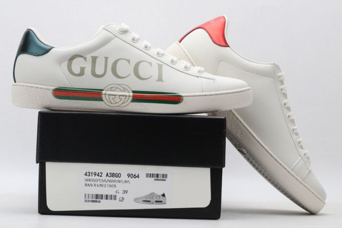 Gu66 Ace Embroidered Low-Top Sneaker