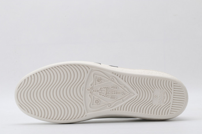 Gu66 Ace Embroidered Low-Top Sneaker