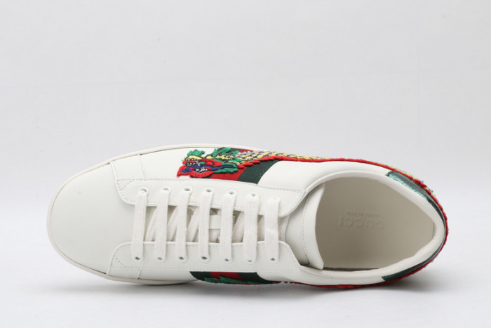 Gu66 Ace Embroidered Low-Top Sneaker