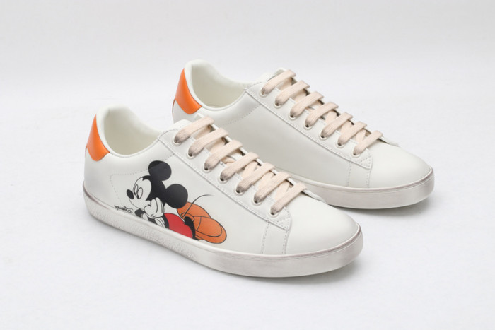 Gu66 Ace Embroidered Low-Top Sneaker