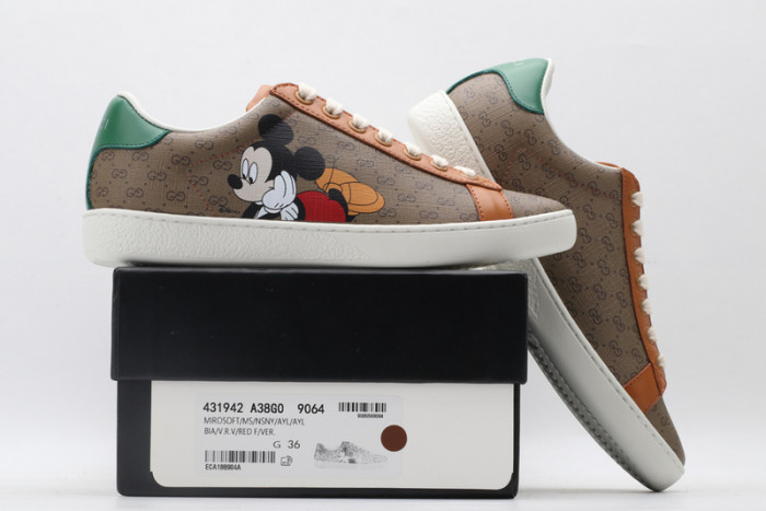 Gu66 Ace Embroidered Low-Top Sneaker