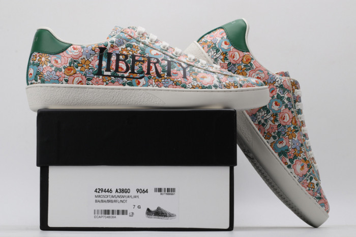 Gu66 Ace Embroidered Low-Top Sneaker