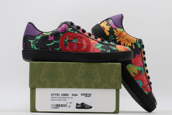 Gu66 Ace Embroidered Low-Top Sneaker