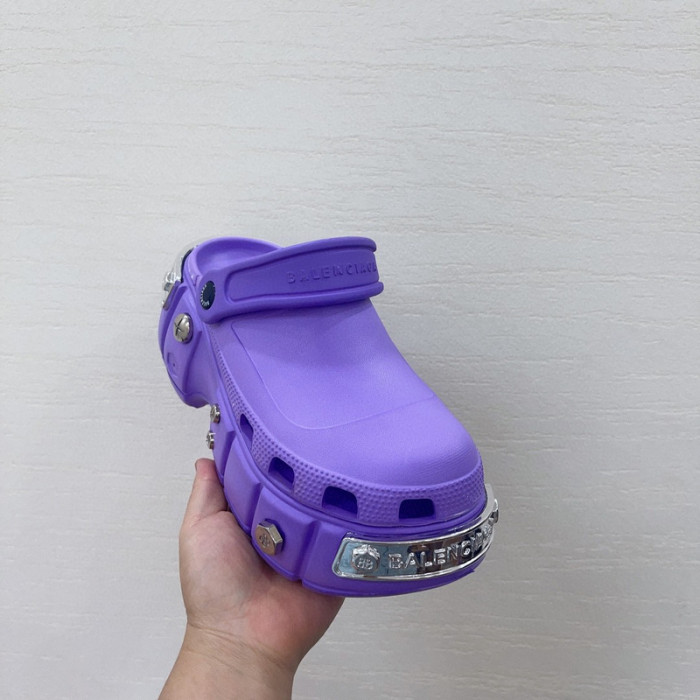 BLCG SLIPPERS
