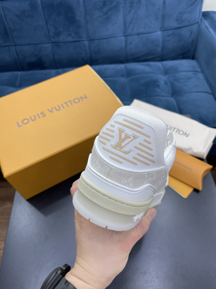D00G7 Lou1su1tt SNEAKER LOW