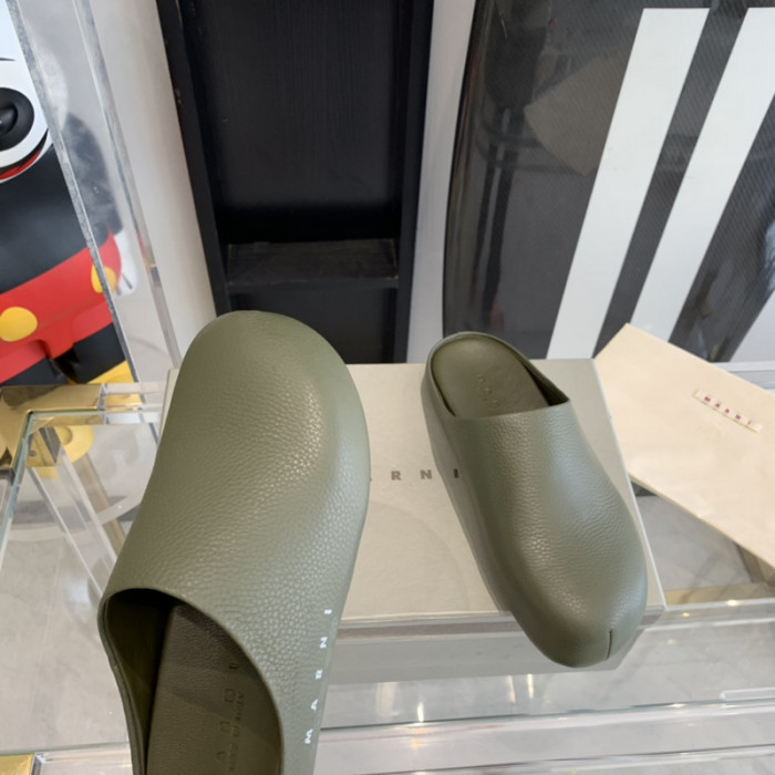Marni Fur slides