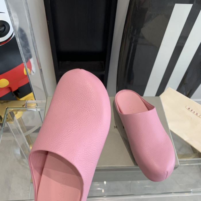 Marni Fur slides