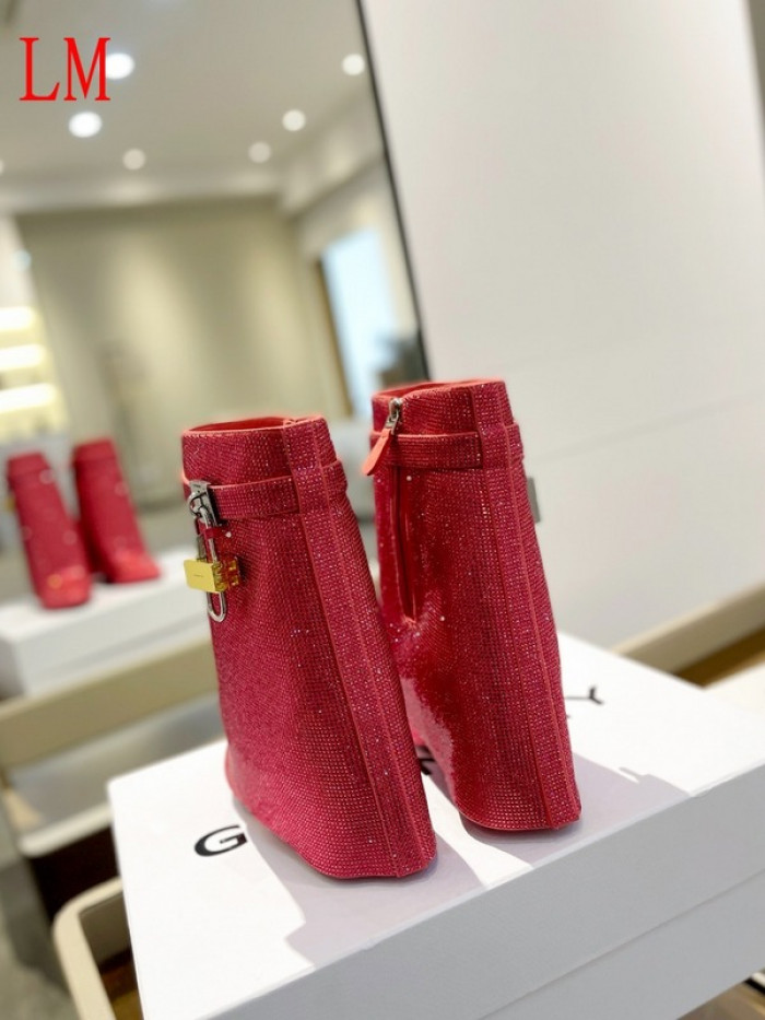 G1VENCHY BOOTS
