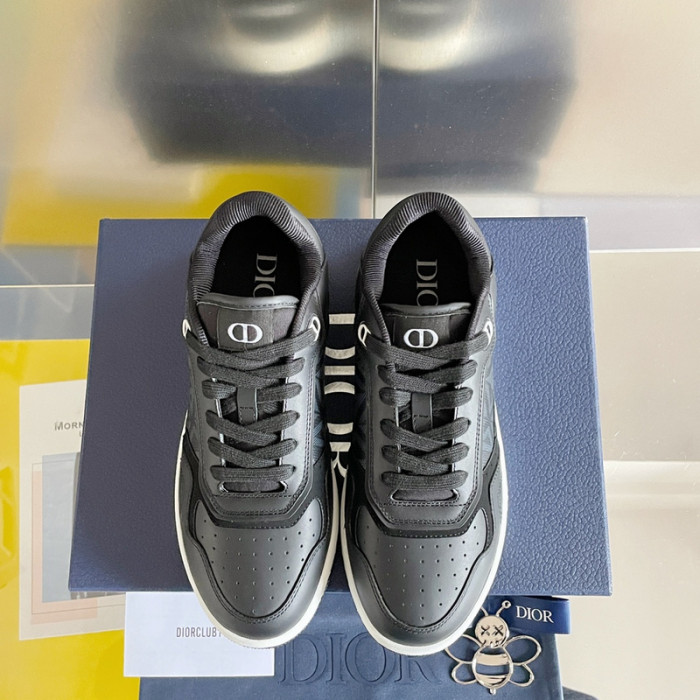 D10R B27 Sneaker