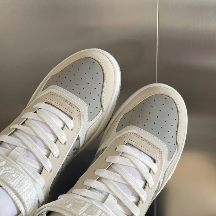 D10R B27 Sneaker