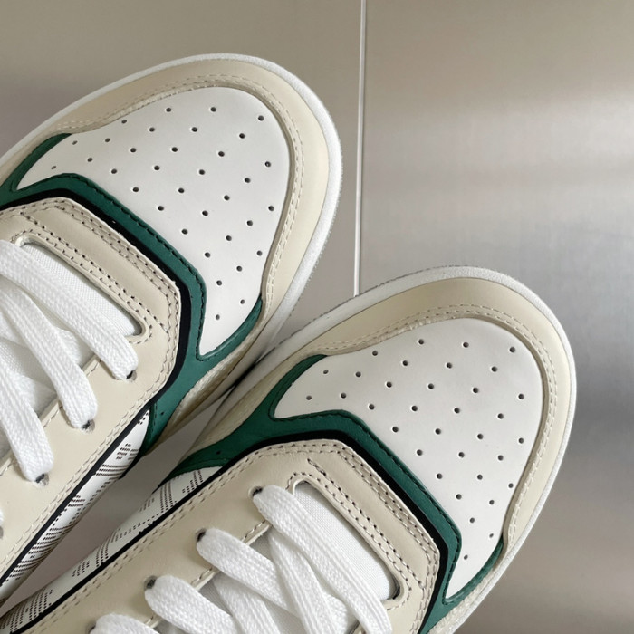 D10R B27 Sneaker