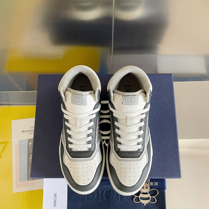 D10R B27 Sneaker