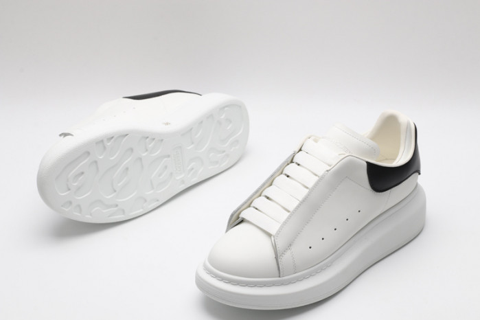MQ Sneakers