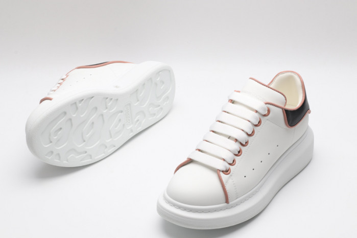 MQ Sneakers
