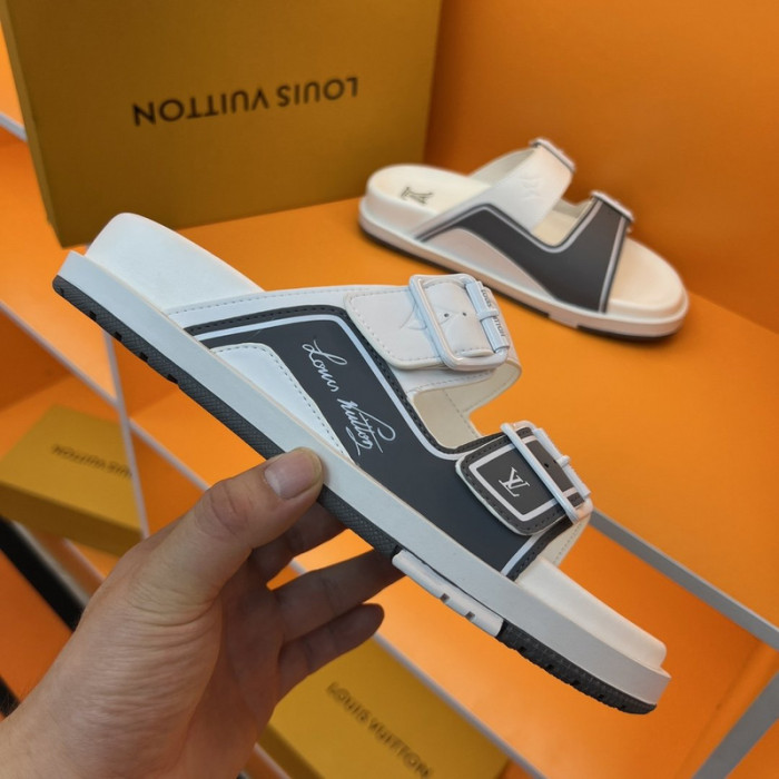 Lou1su1tt slides
