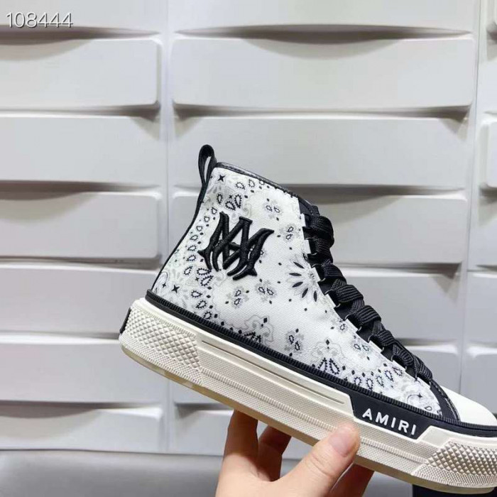 AM1R1 Skel high top