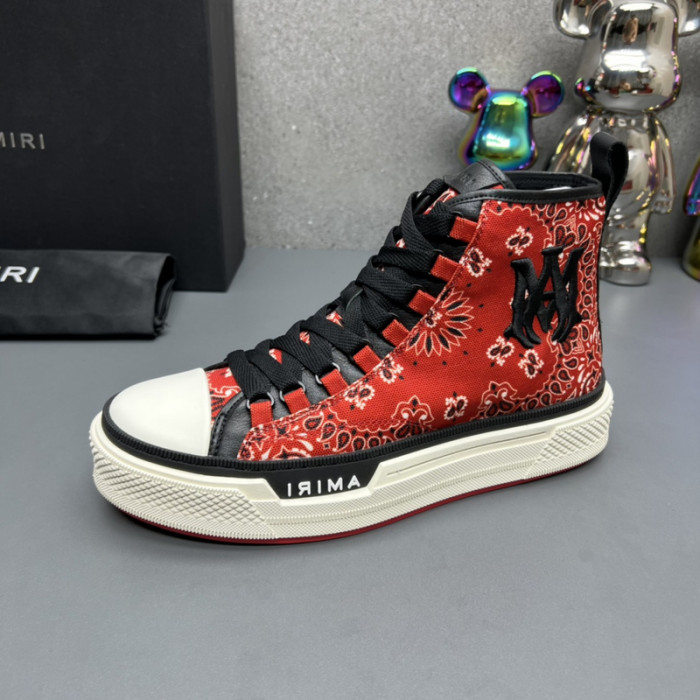 AM1R1 Skel high top