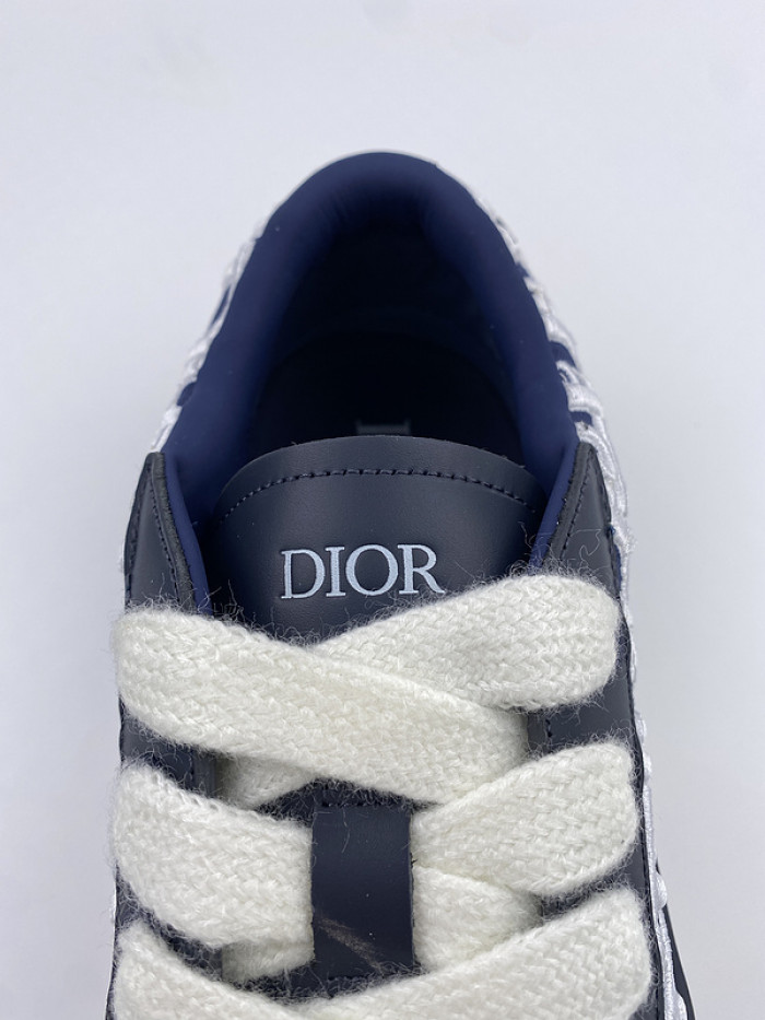 D10R B33 Sneaker
