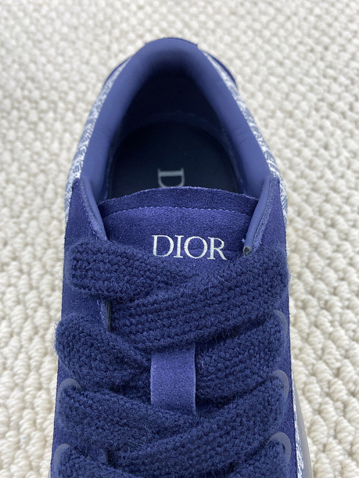 D10R B33 Sneaker