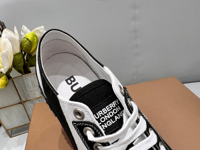 BUR SNEAKER