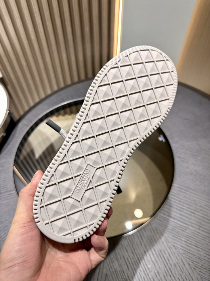 Valnetin0 One Stud Low-Top
