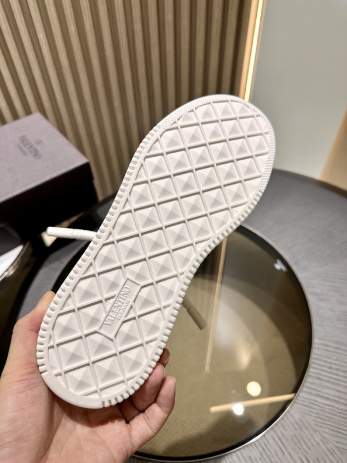 Valnetin0 One Stud Low-Top