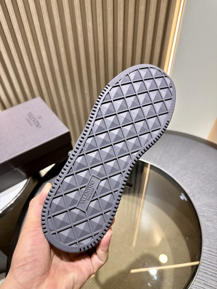 Valnetin0 One Stud Low-Top