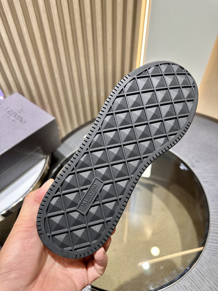 Valnetin0 One Stud Low-Top