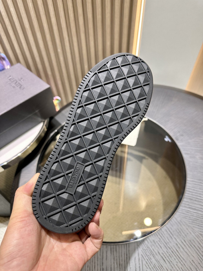 Valnetin0 One Stud Low-Top
