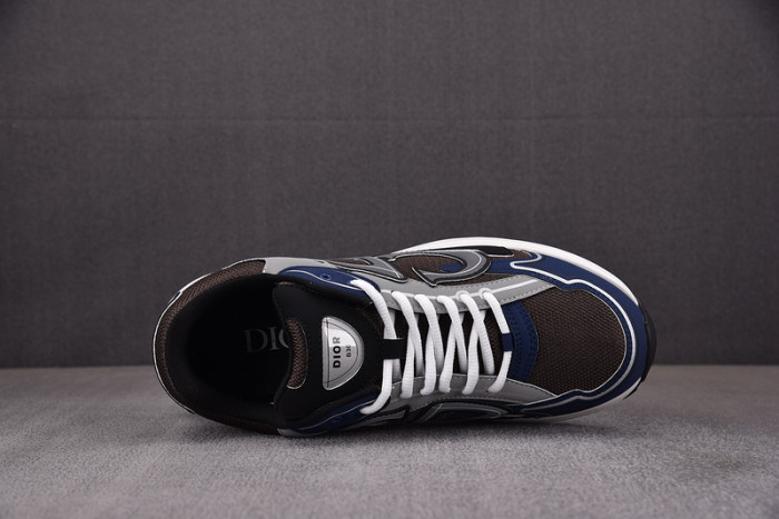 D10R B30 SNEAKER