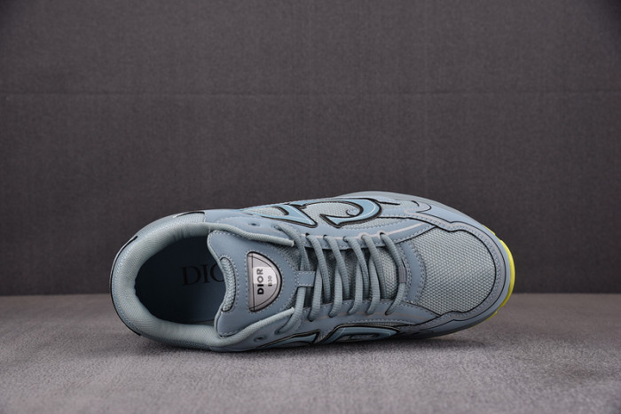 D10R B30 SNEAKER