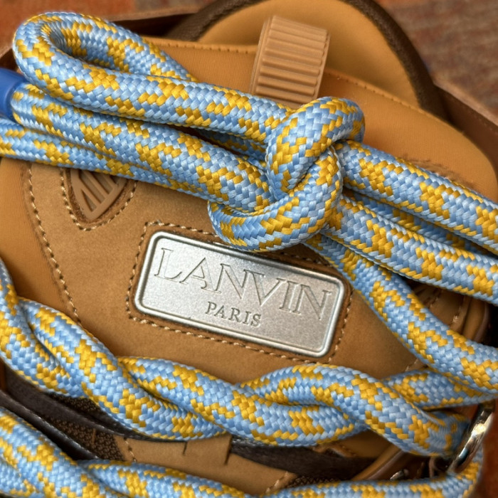 LANEVN Sneakers
