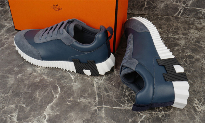H**me5 Sneaker