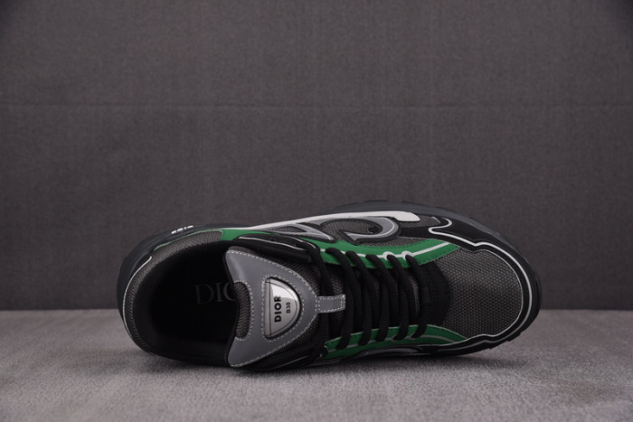D10R B30 SNEAKER