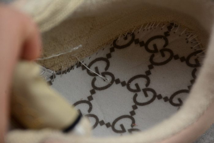 Gu66 ACE EMBROIDERED LOW-TOP SNEAKER
