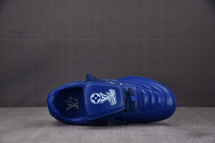 Lou1su1tt Footprint Soccer Blue White