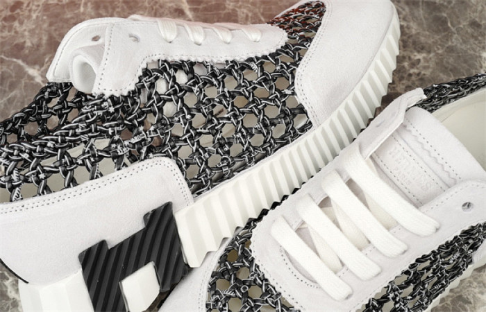 H**me5 Sneaker