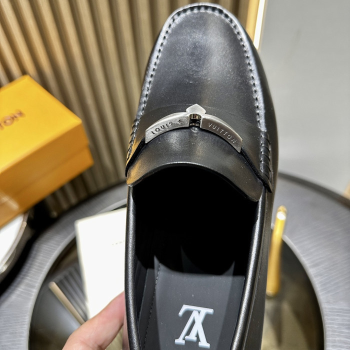 Lou1su1tt Shoes