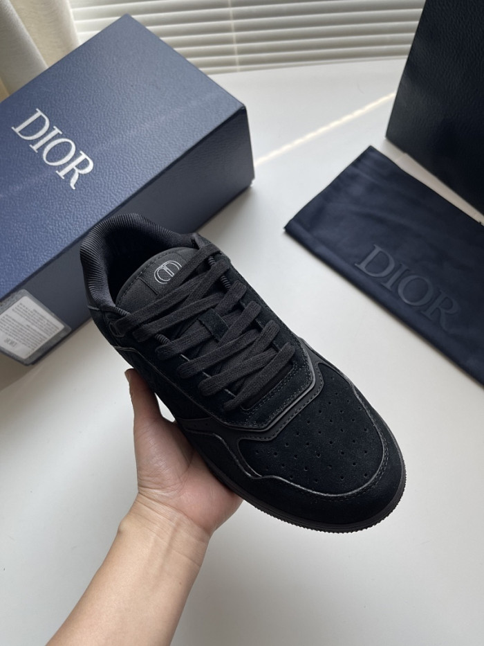 D10R B27 Sneaker