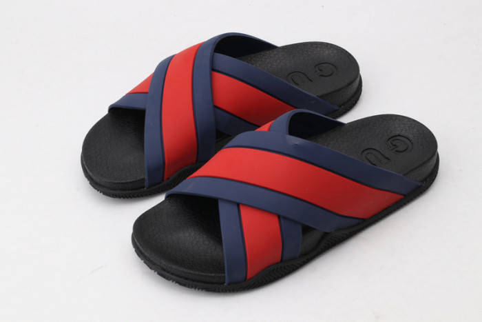 Gu66 SLIPPERS
