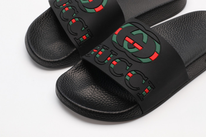 Gu66 SLIPPERS