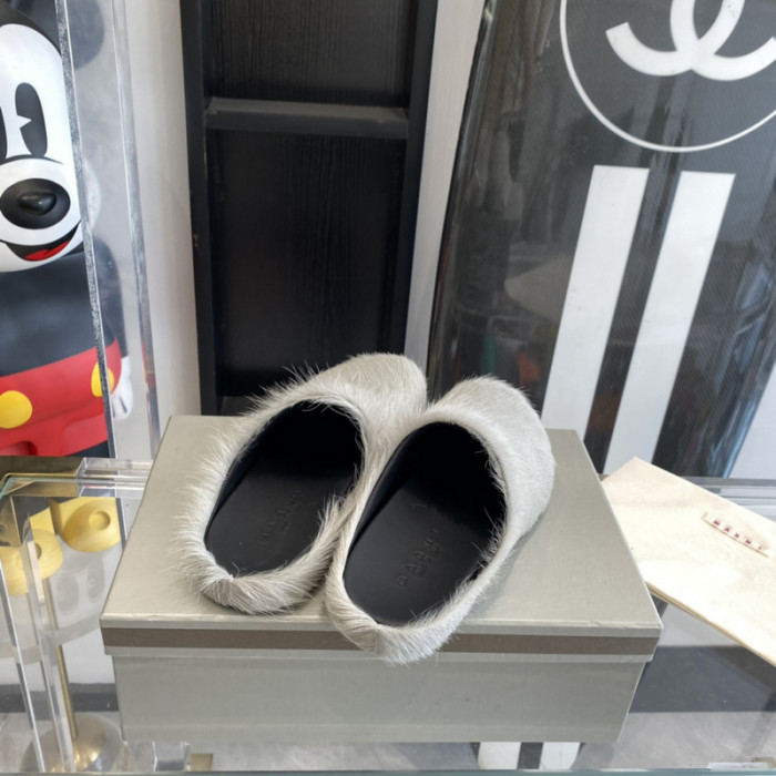 Marni Fur slides