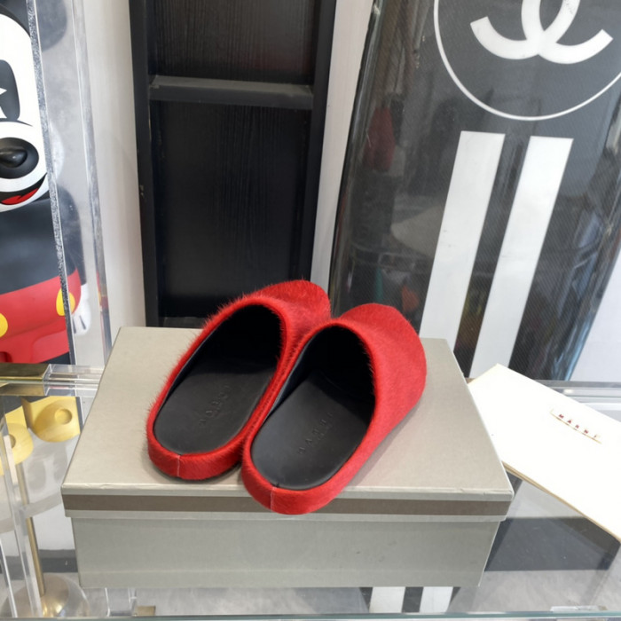 Marni Fur slides